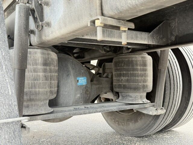 2018 Kenworth T370 26' Dry Box Truck with 2,500 lbs. Lift Gate Homestead FL