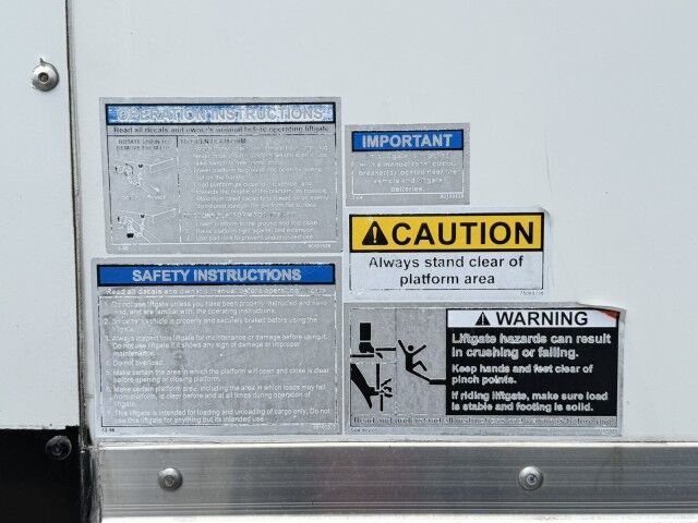 2018 Kenworth T370 26' Dry Box Truck with 2,500 lbs. Lift Gate Homestead FL