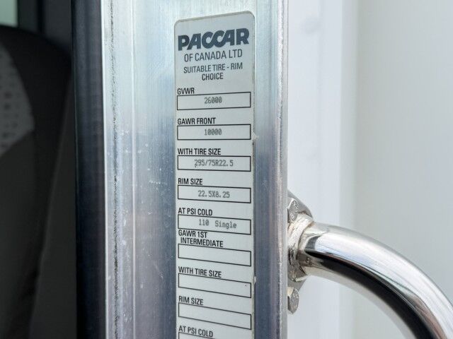 2018 Kenworth T370 26' Dry Box Truck with 2,500 lbs. Lift Gate Homestead FL