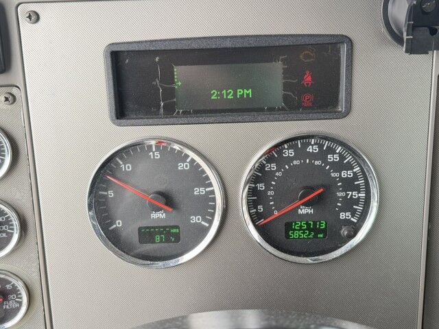 2018 Kenworth T370 26' Dry Box Truck with 2,500 lbs. Lift Gate Homestead FL