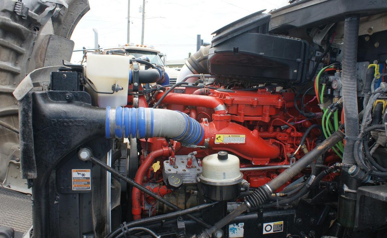 2018 Kenworth T880 60,000 lb American Roll Off ARD-60-22 Roll Off Truck Tampa FL