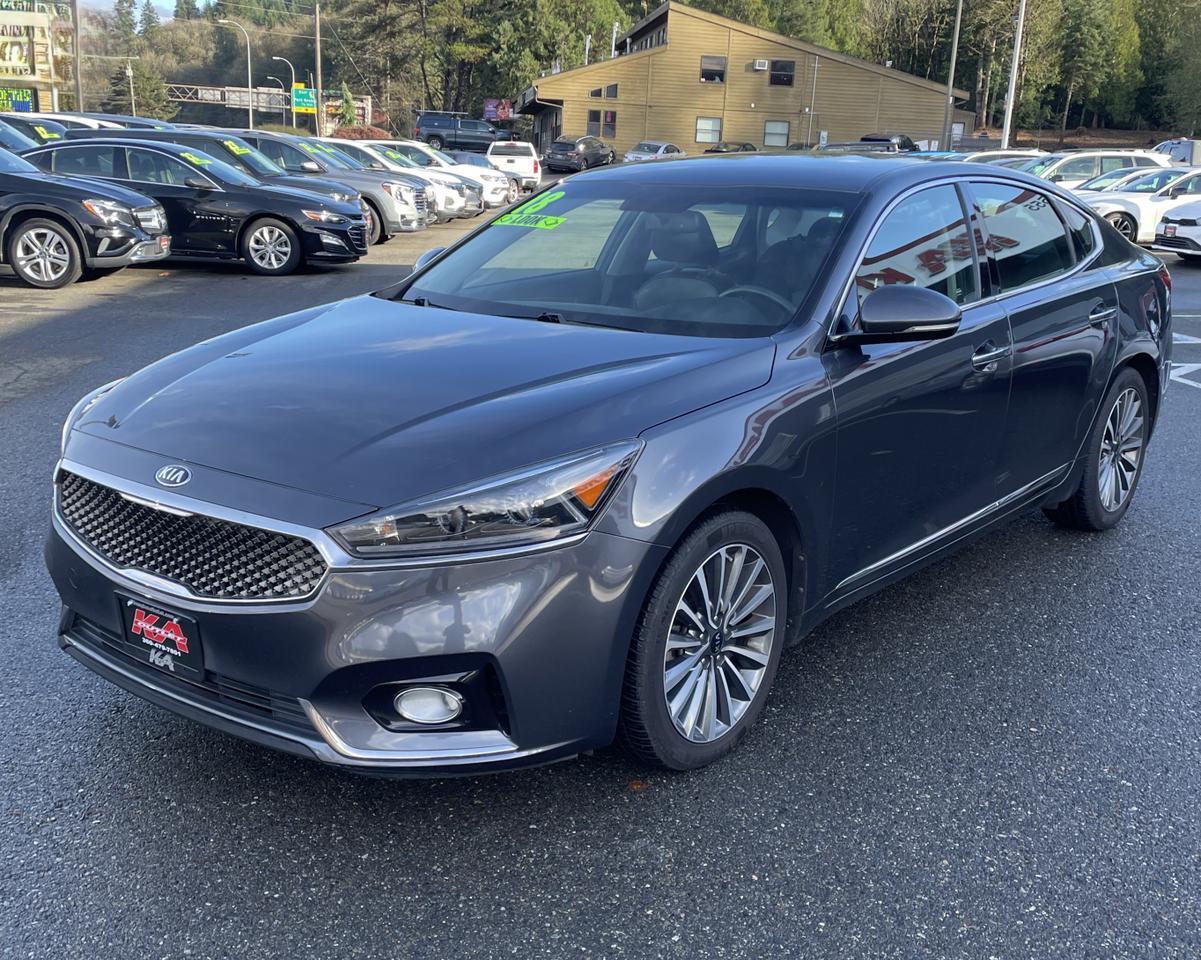 2018 Kia Cadenza Premium Sedan 4D