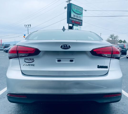2018 Kia Forte LX 6A Hot Springs AR