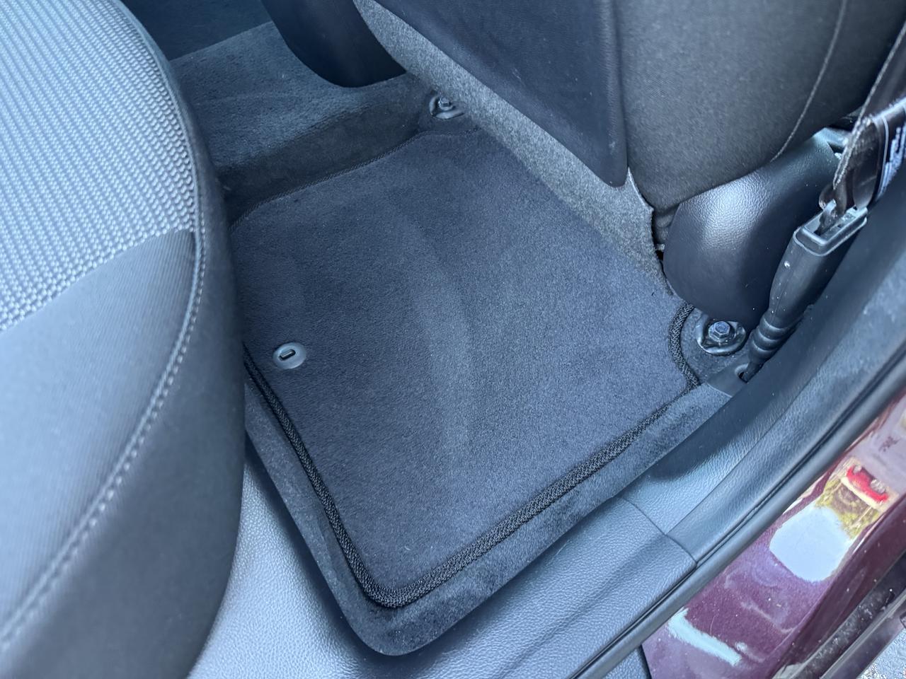 2018 Kia FORTE LX - Photo 31