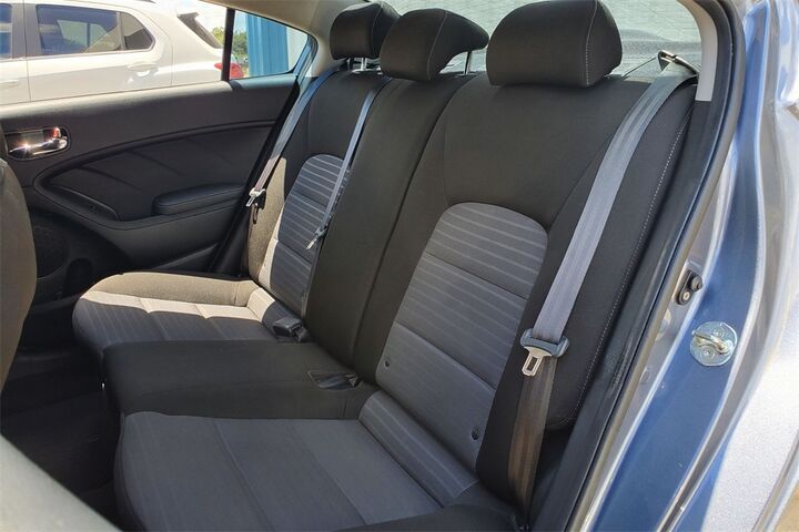 2018 Kia Forte S  TX
