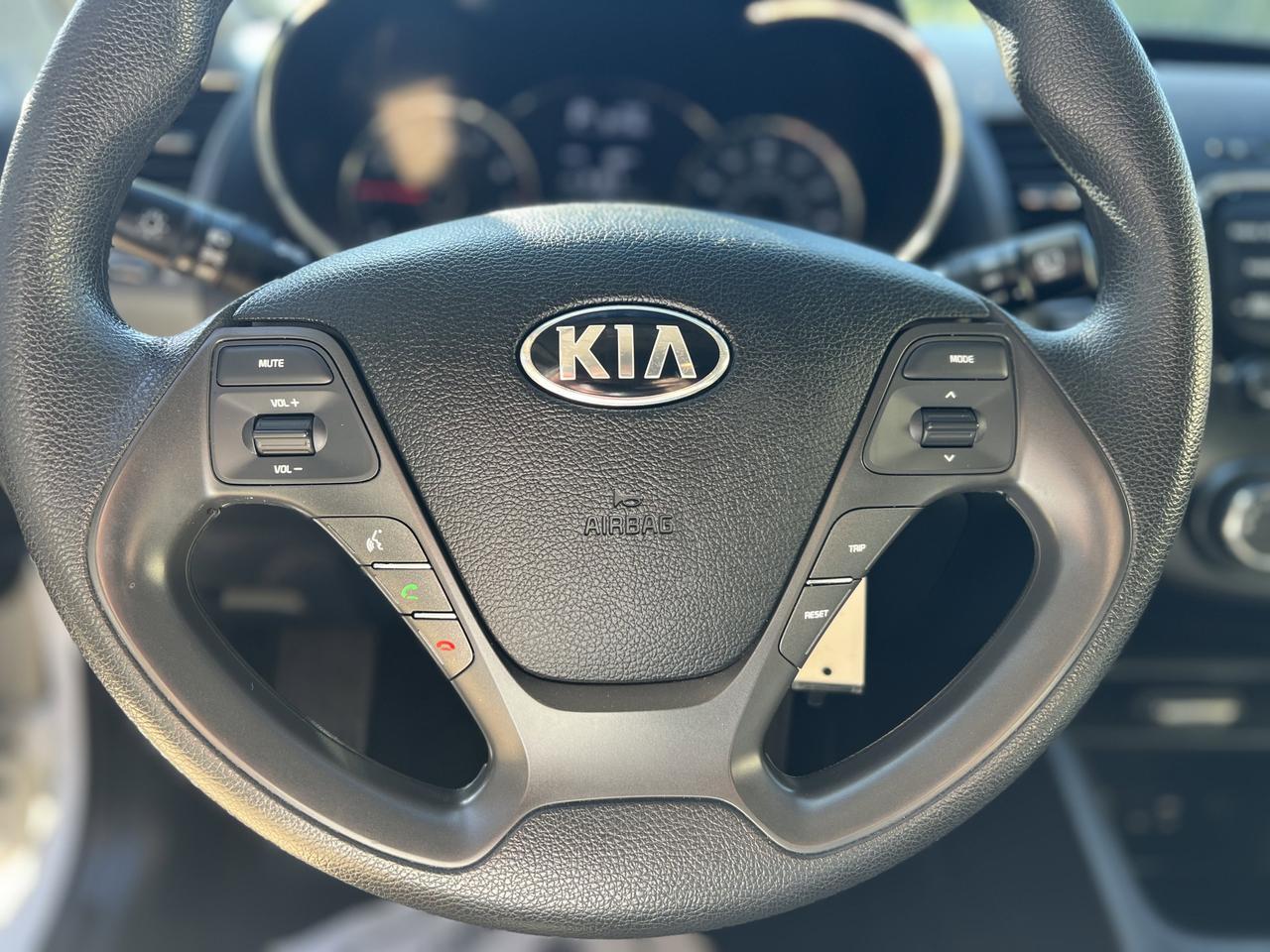 2018 Kia Forte LX photo 14