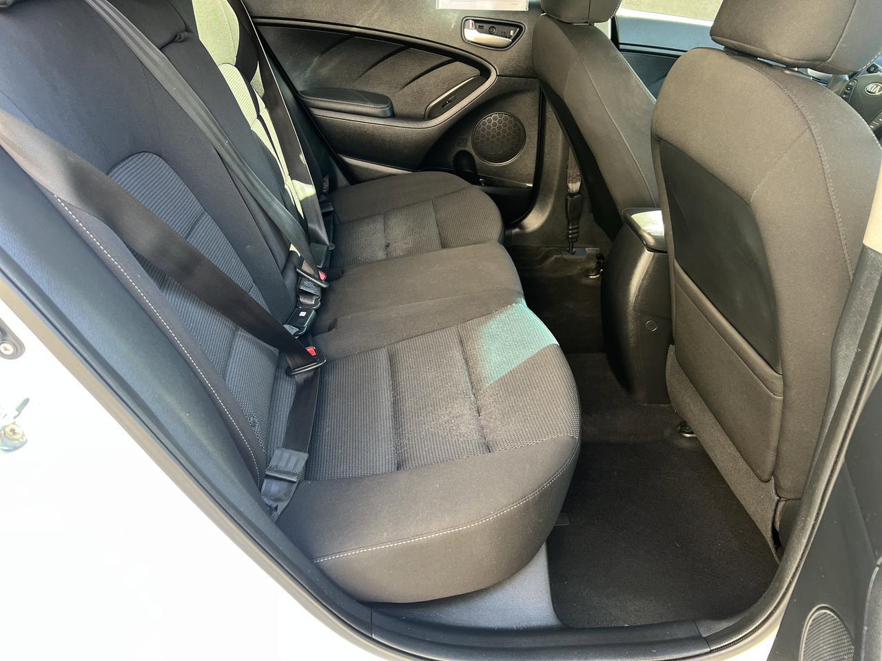 2018 Kia Forte LX photo 12