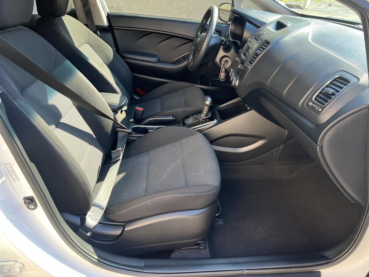 2018 Kia Forte LX photo 13