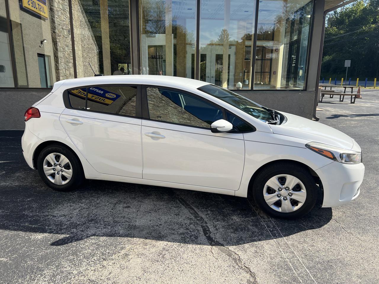 2018 Kia Forte LX photo 7