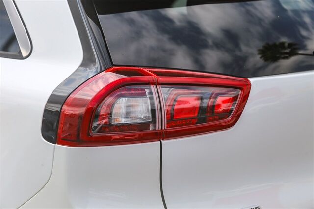 2018 Kia Niro Touring Glendale CA