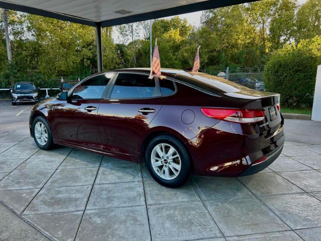 2018 Kia Optima LX 102,822 mi.