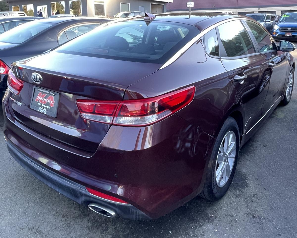 2018 Kia Optima LX Sedan 4D