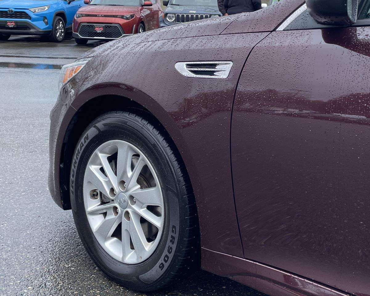 2018 Kia Optima LX Sedan 4D