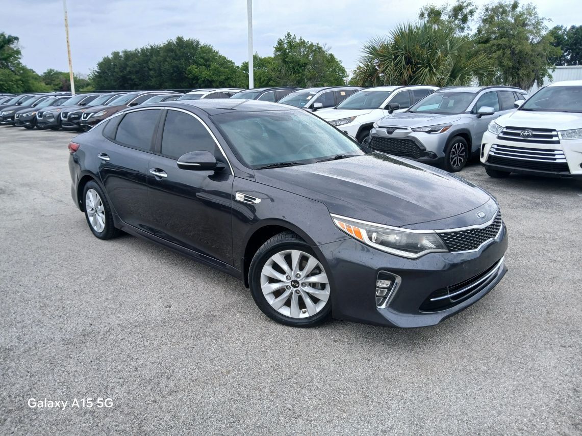 2018 Kia Optima S Sedan 4D