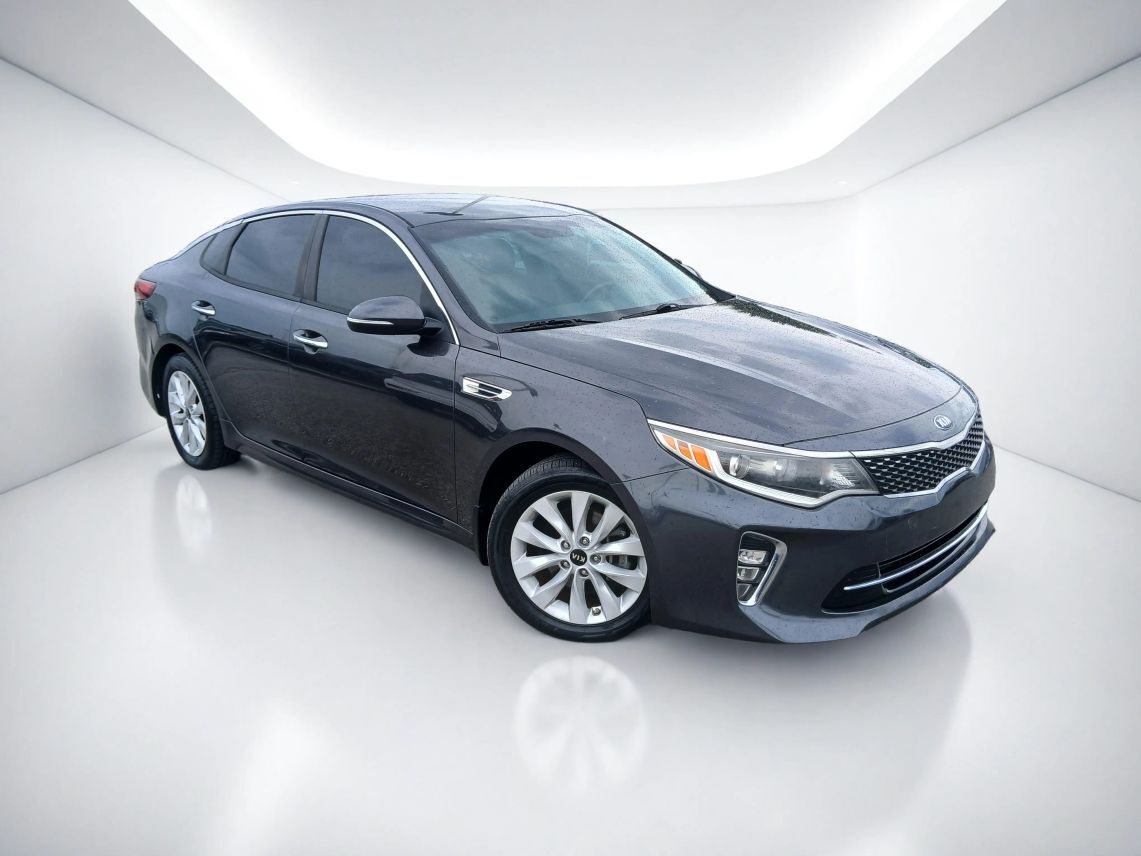 2018 Kia Optima S Sedan 4D