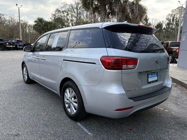2018 Kia Sedona L
