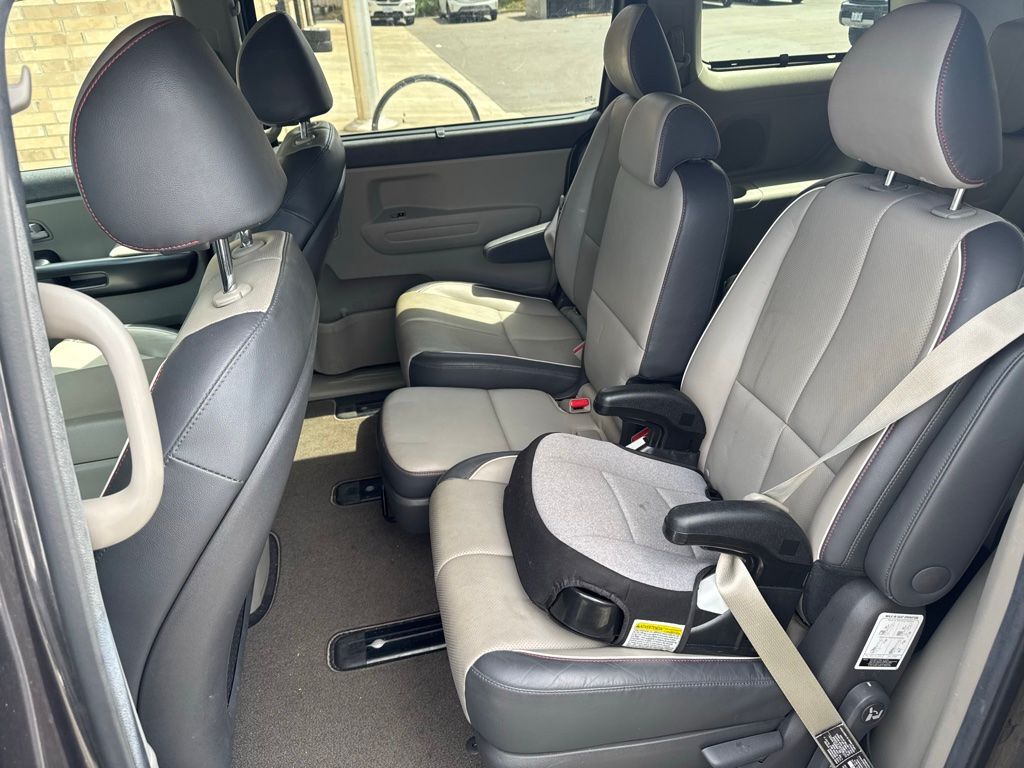 2018 Kia Sedona LX OR