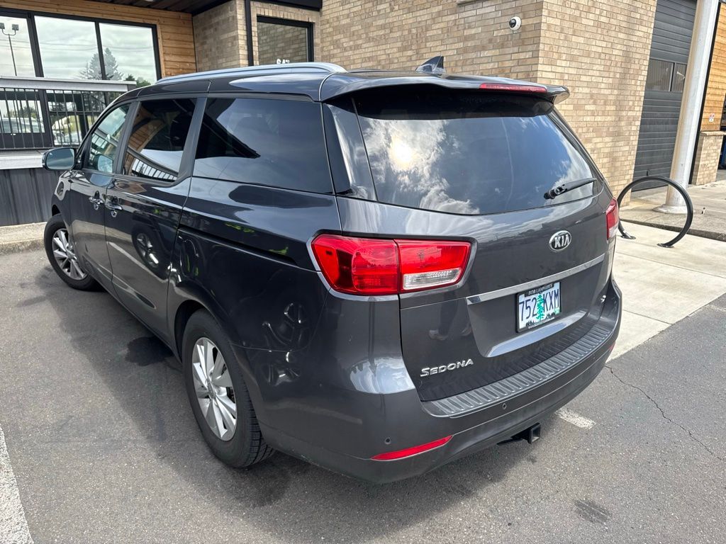 2018 Kia Sedona LX OR