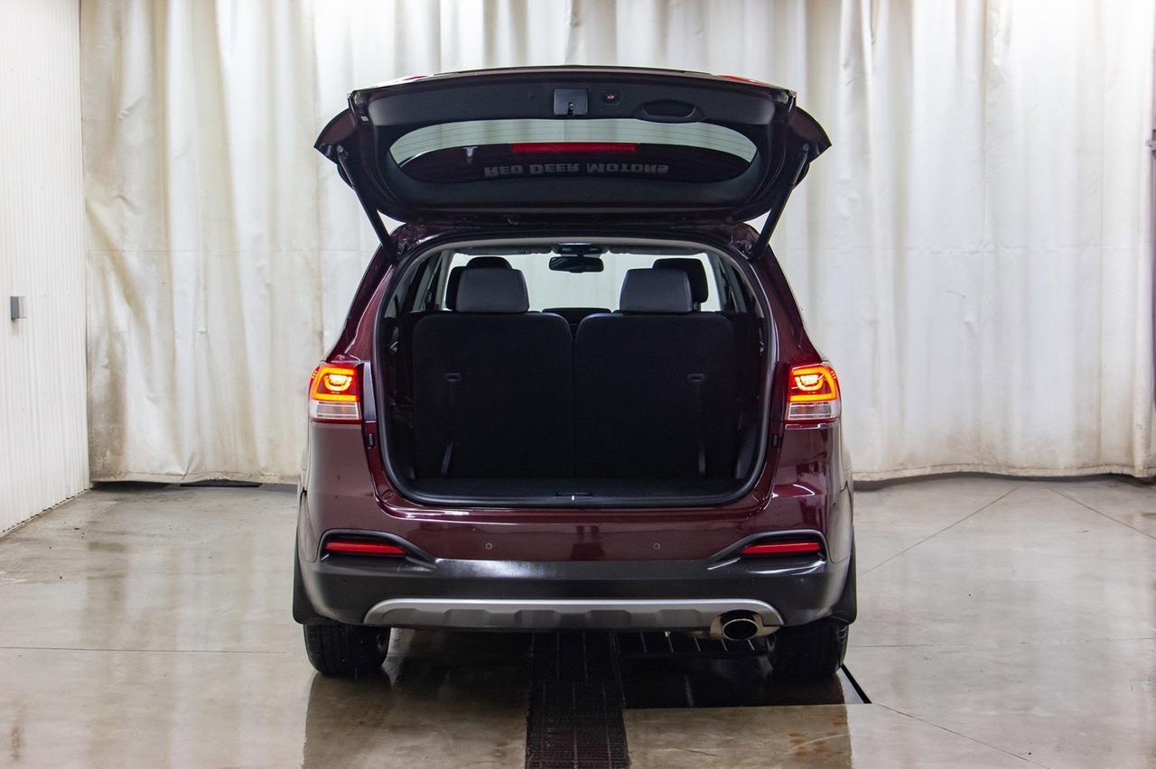 2018 Kia Sorento AWD EX+ 7 Passenger Leather Roof BCam Red Deer AB