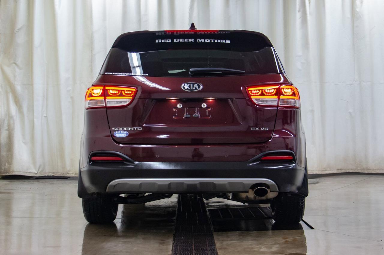 2018 Kia Sorento AWD EX+ 7 Passenger Leather Roof BCam Red Deer AB