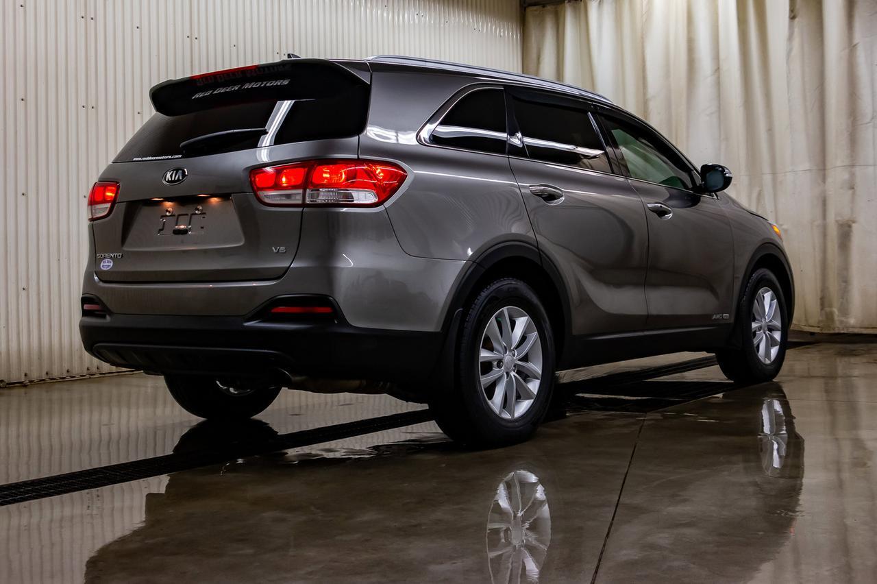 2018 Kia Sorento AWD LX BCam 3rd Row Red Deer AB