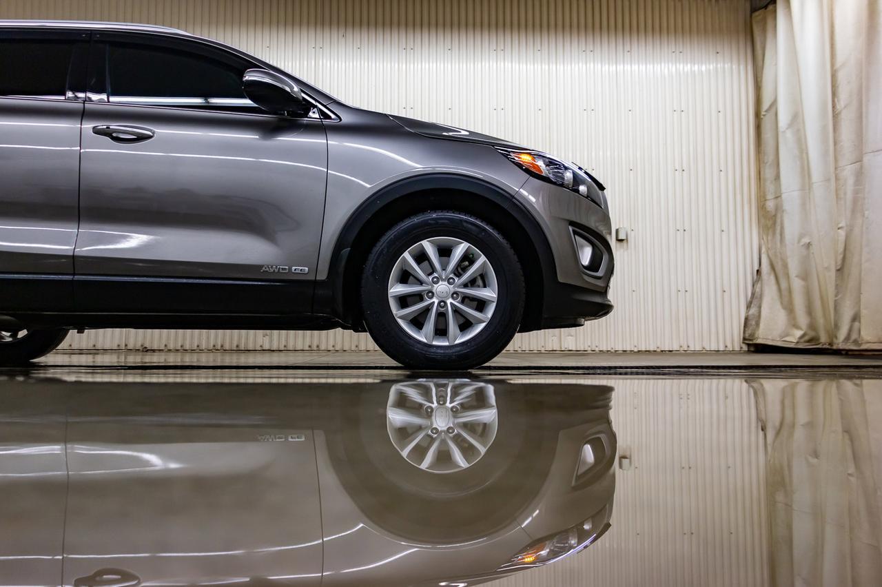 2018 Kia Sorento AWD LX BCam 3rd Row Red Deer AB