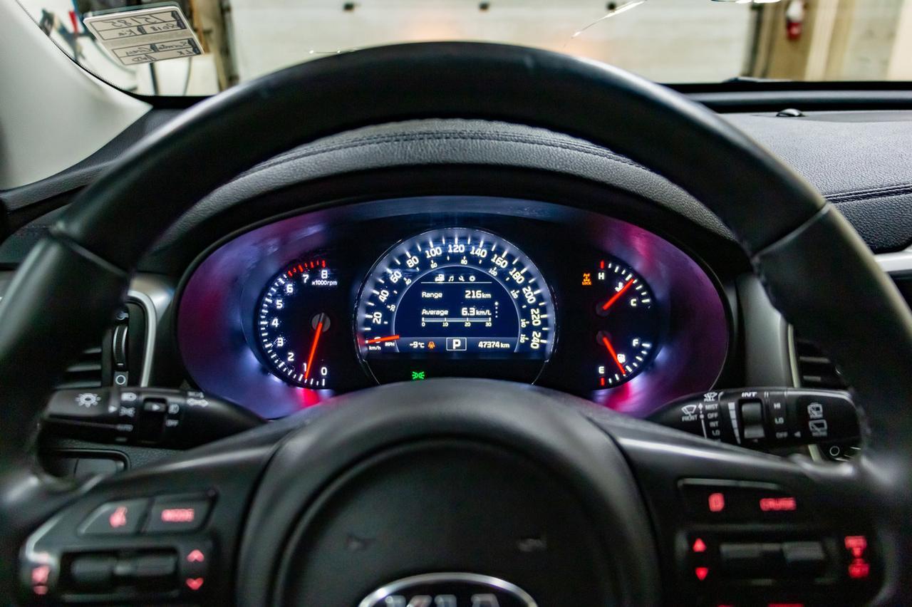 2018 Kia Sorento AWD LX BCam 3rd Row Red Deer AB