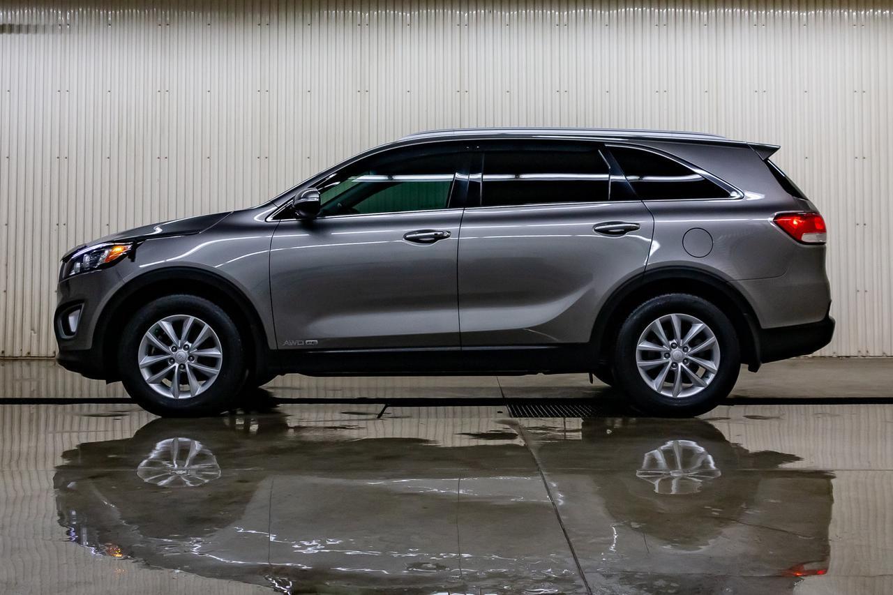 2018 Kia Sorento AWD LX BCam 3rd Row Red Deer AB