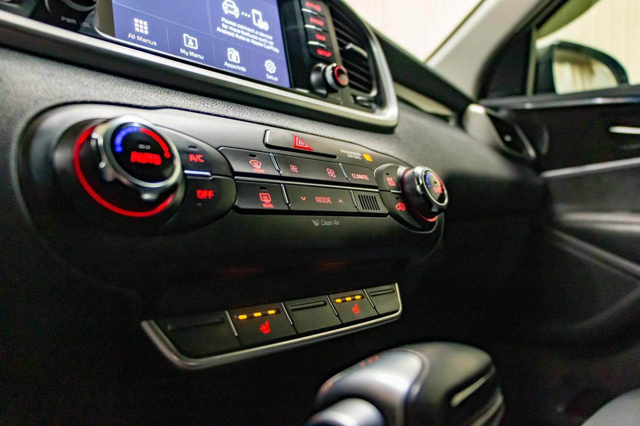 2018 Kia Sorento AWD LX BCam 3rd Row Red Deer AB