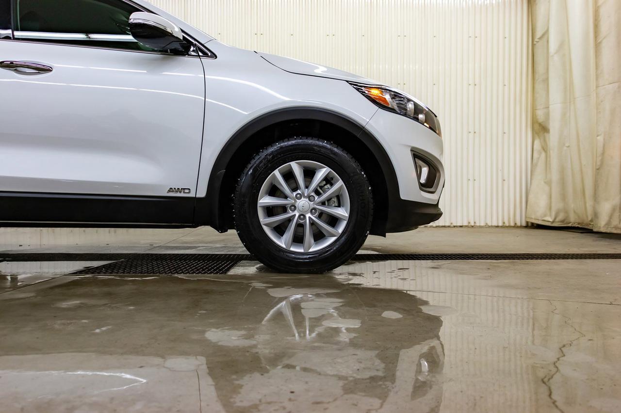 2018 Kia Sorento AWD LX Turbo BCam Hseat Red Deer AB