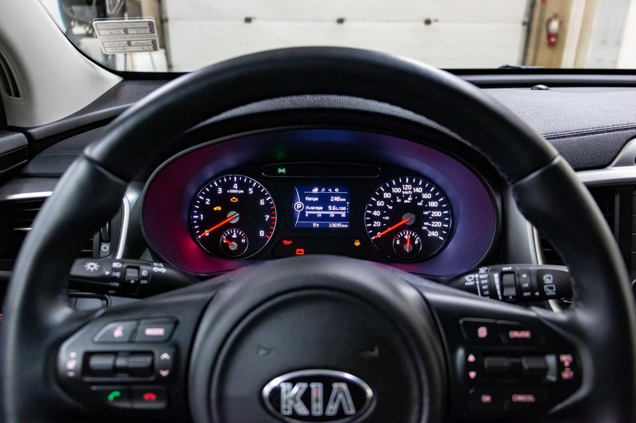 2018 Kia Sorento AWD LX Turbo BCam Hseat Red Deer AB