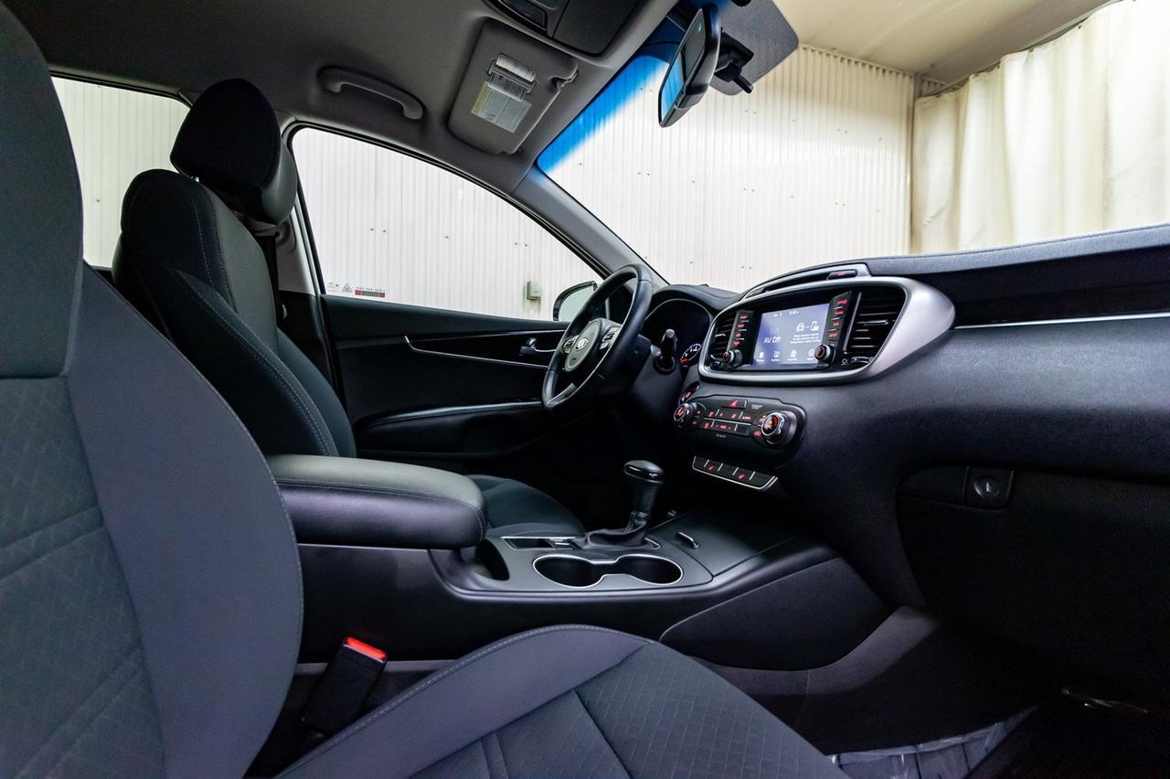 2018 Kia Sorento AWD LX Turbo BCam Hseat Red Deer AB