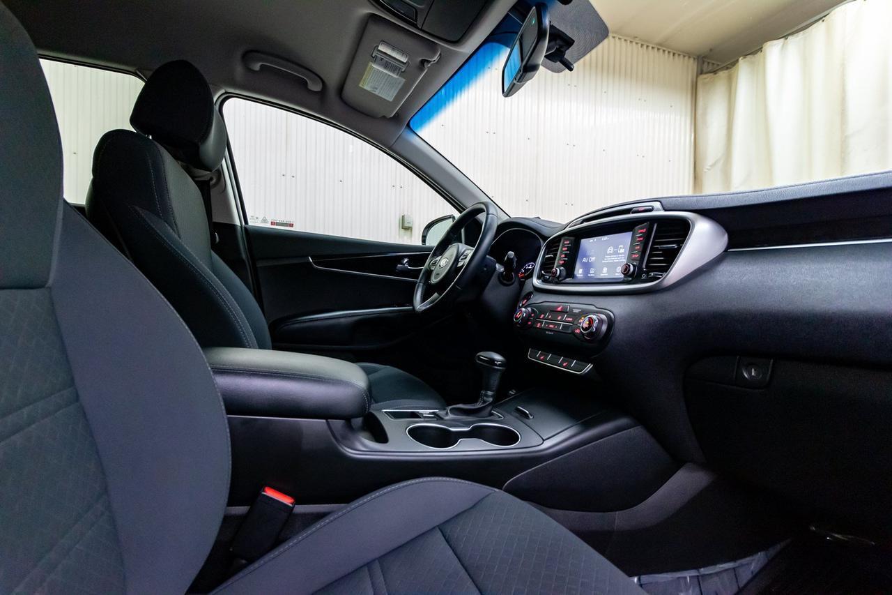 2018 Kia Sorento AWD LX Turbo BCam Hseat Red Deer AB