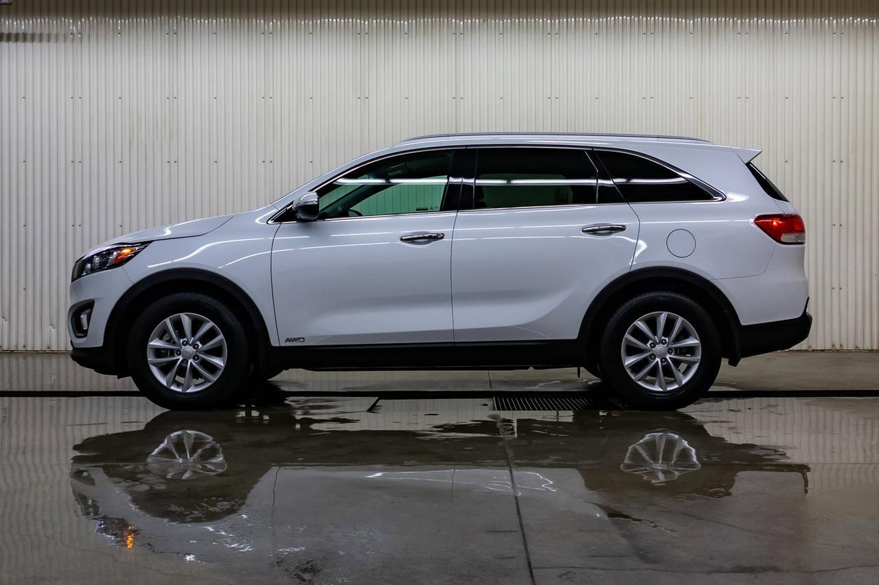 2018 Kia Sorento AWD LX Turbo BCam Hseat Red Deer AB