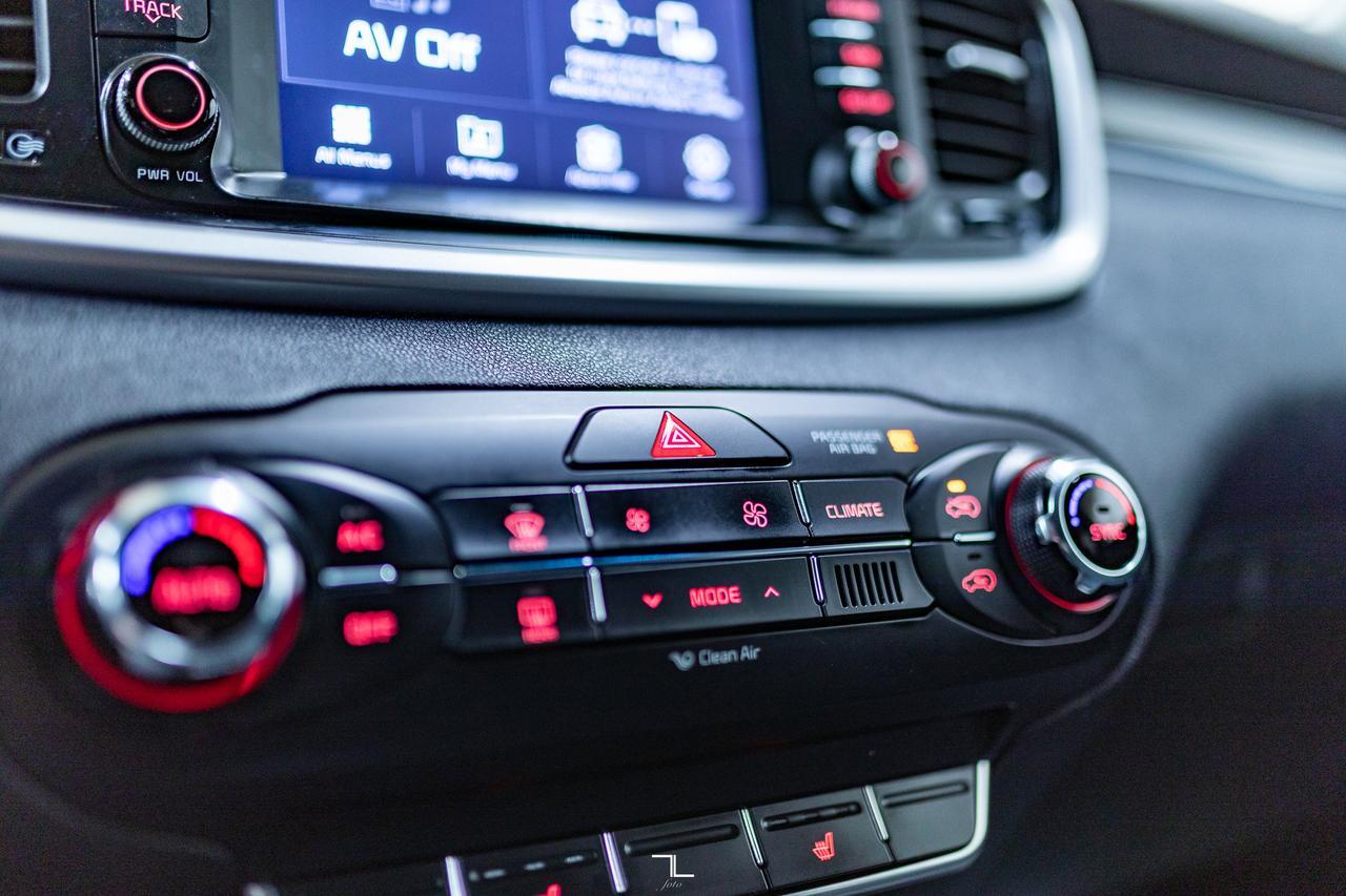 2018 Kia Sorento AWD LX Turbo BCam Red Deer AB