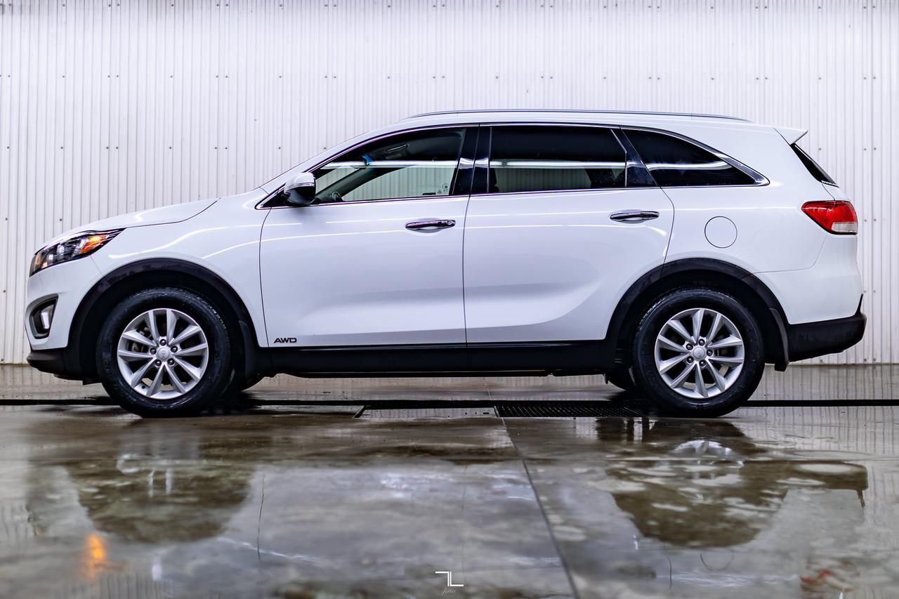 2018 Kia Sorento AWD LX Turbo BCam Red Deer AB