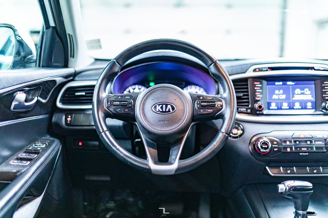 2018 Kia Sorento AWD LX Turbo BCam Red Deer AB