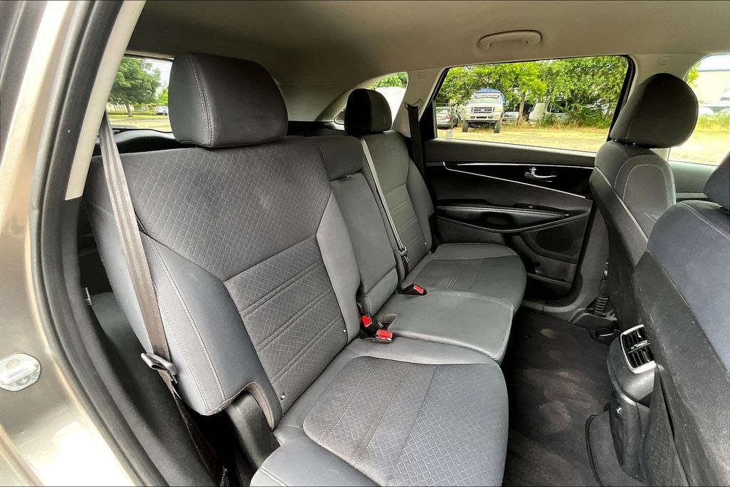 2018 Kia Sorento L OR