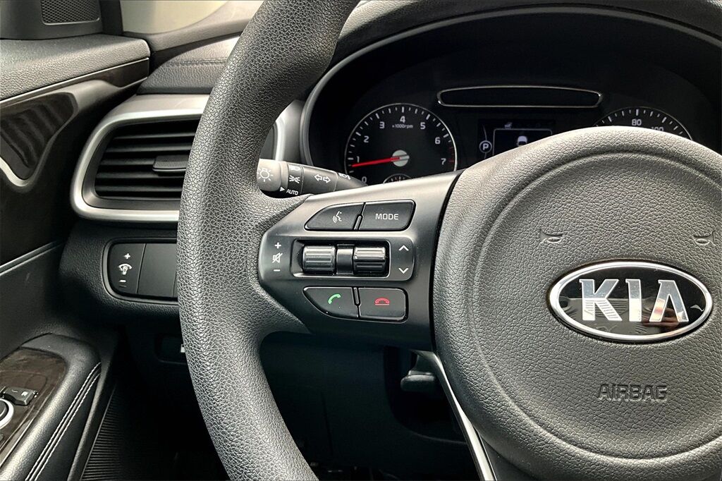 2018 Kia Sorento L OR