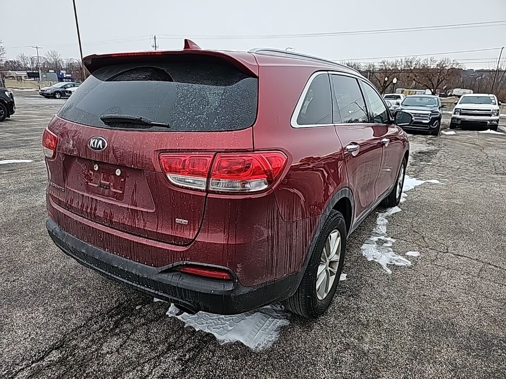 2018 Kia Sorento LX Akron