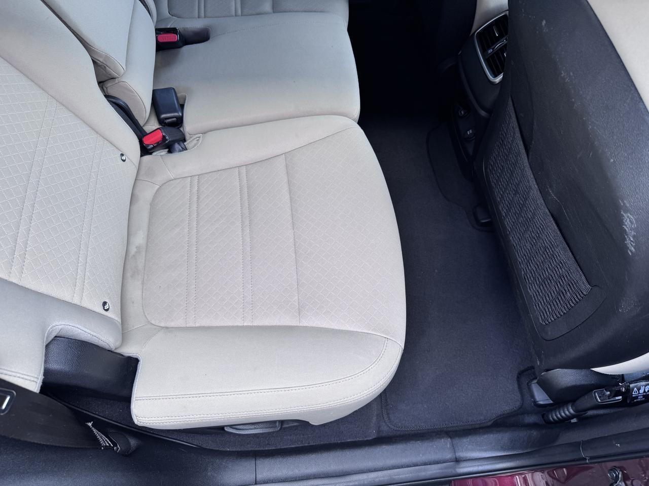 2018 Kia Sorento LX - Photo 26