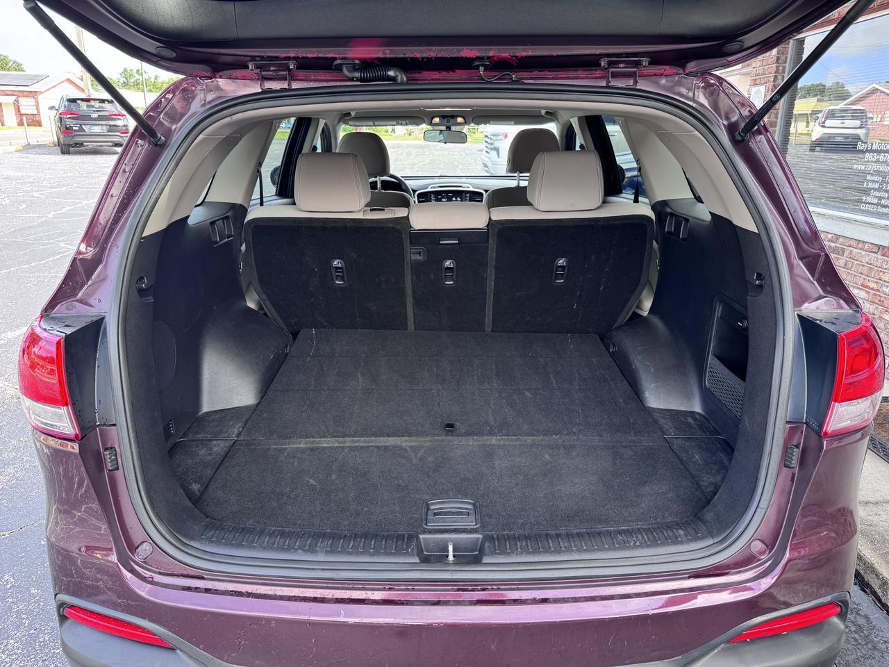 2018 Kia Sorento LX - Photo 23
