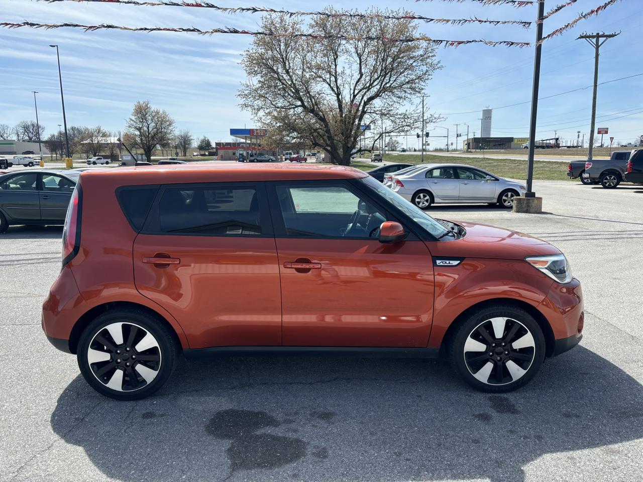 2018 Kia Soul + Wagon 4D Aurora MO