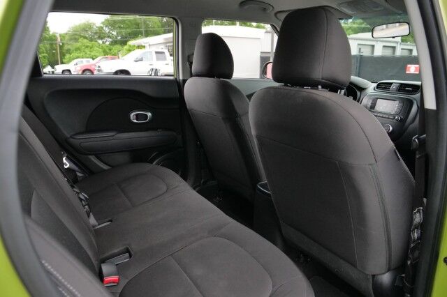2018 Kia Soul Base / 6 Speed Manual! High Point NC