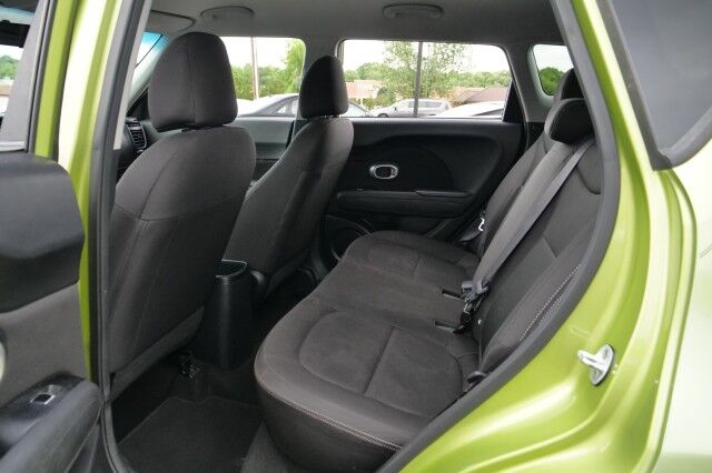 2018 Kia Soul Base / 6 Speed Manual! High Point NC