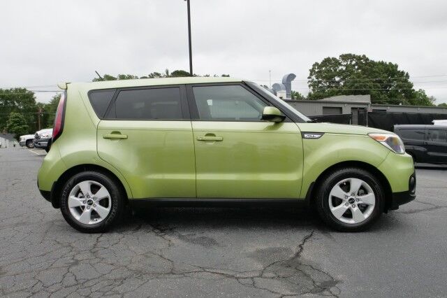 2018 Kia Soul Base / 6 Speed Manual! High Point NC