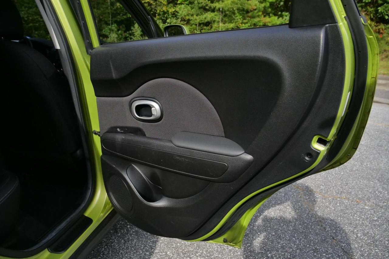 2018 Kia Soul Base / Manual / RV Tow Kit! Lincolnton NC