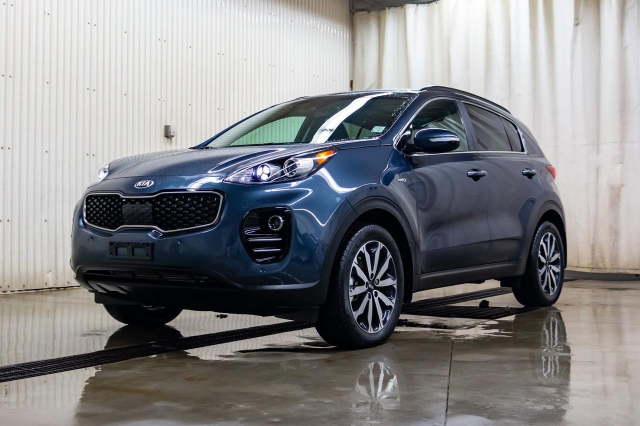 2018 Kia Sportage AWD EX Leather Roof BCam Red Deer AB