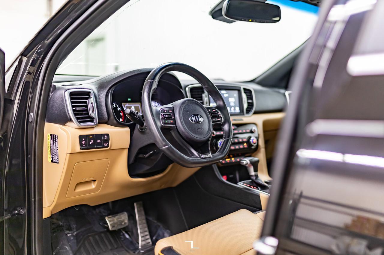 2018 Kia Sportage AWD SX Turbo Leather Roof Nav BCam Red Deer AB