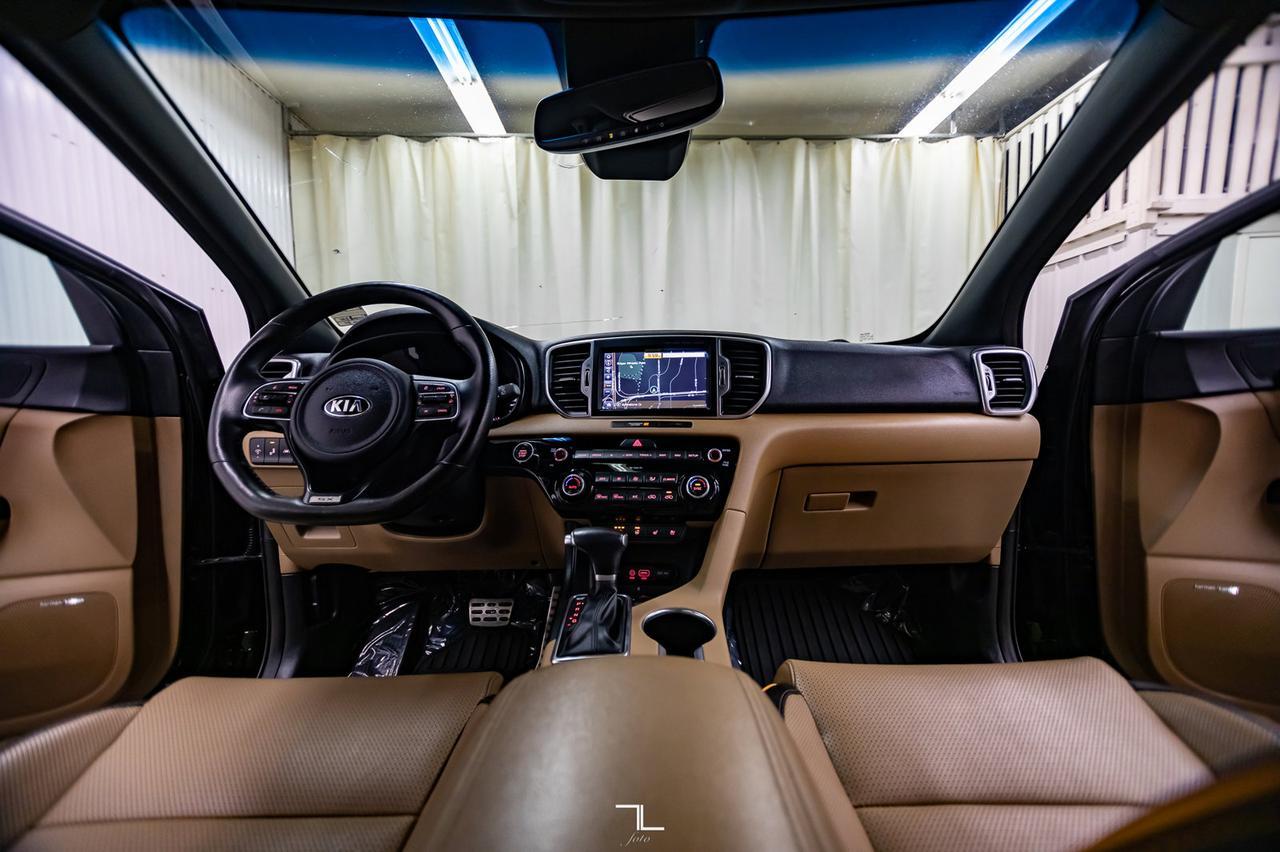 2018 Kia Sportage AWD SX Turbo Leather Roof Nav BCam Red Deer AB